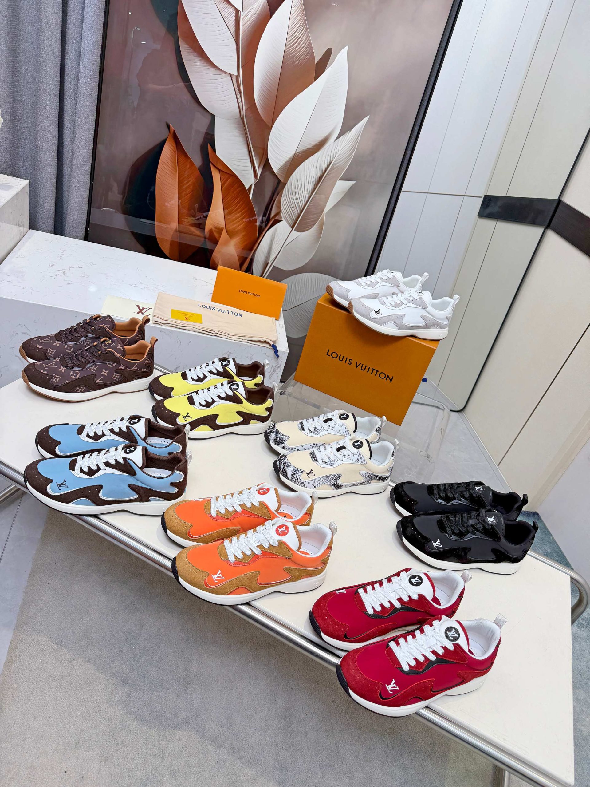 LVLouis Vuitton (brand) original1:1Development replication Counter exquisite packaging casual and versatile ,The same style of all the major stars!sneakerstpuLightweight and abrasion-resistant sole,Everyday wear without stress。Louis Vuittonmarkings,The details are super fine。Easy to wear with both jeans and slacks,Fashionable and practical at the same time!plus or minus sound:men's version39#-46# ex-factory price:270¥ - 图片 2